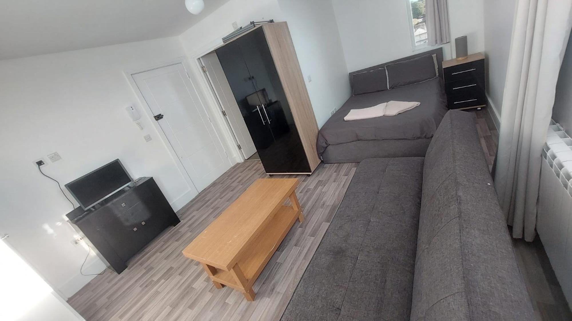 Spacious Studio Maidstone - Redecorated Oct 2023 Exterior foto