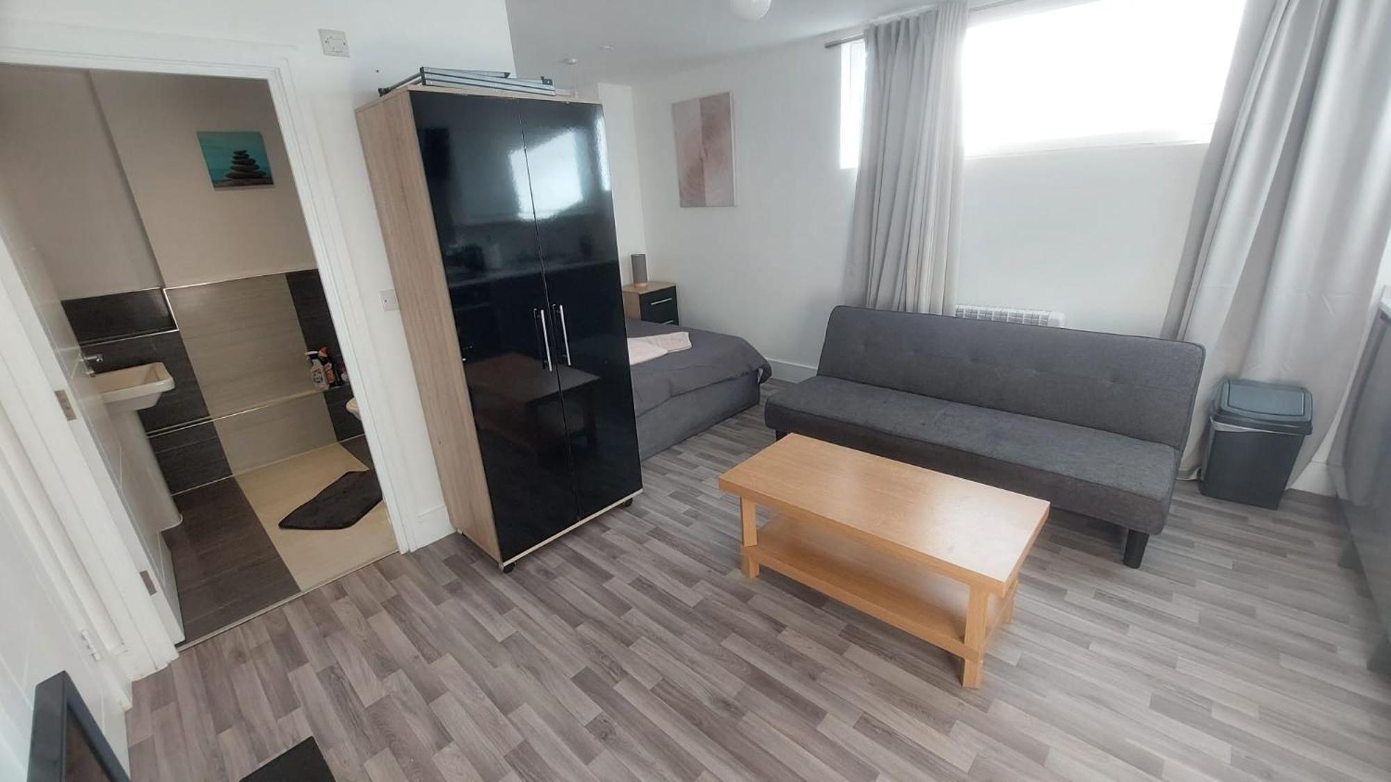 Spacious Studio Maidstone - Redecorated Oct 2023 Exterior foto