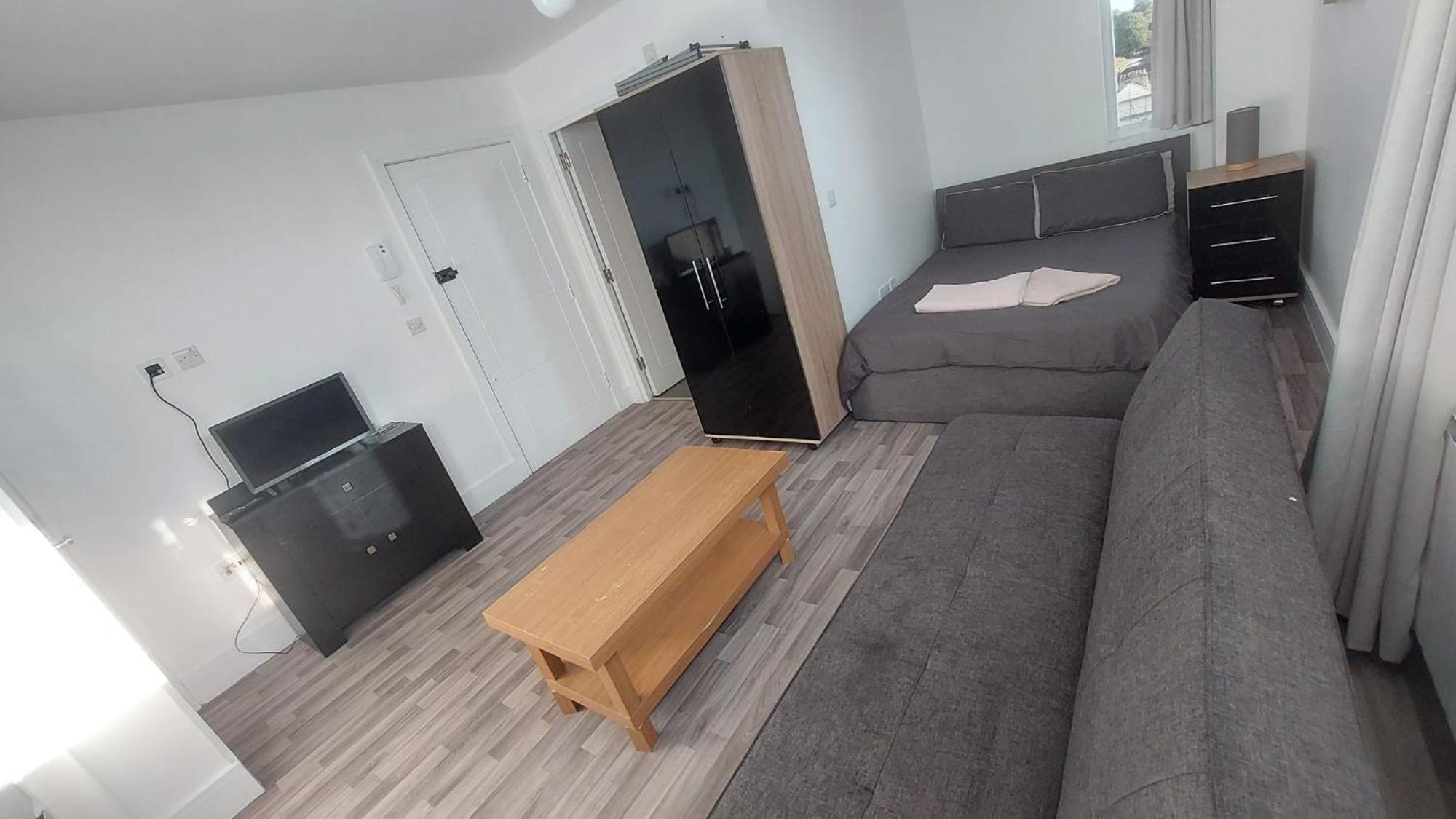 Spacious Studio Maidstone - Redecorated Oct 2023 Exterior foto